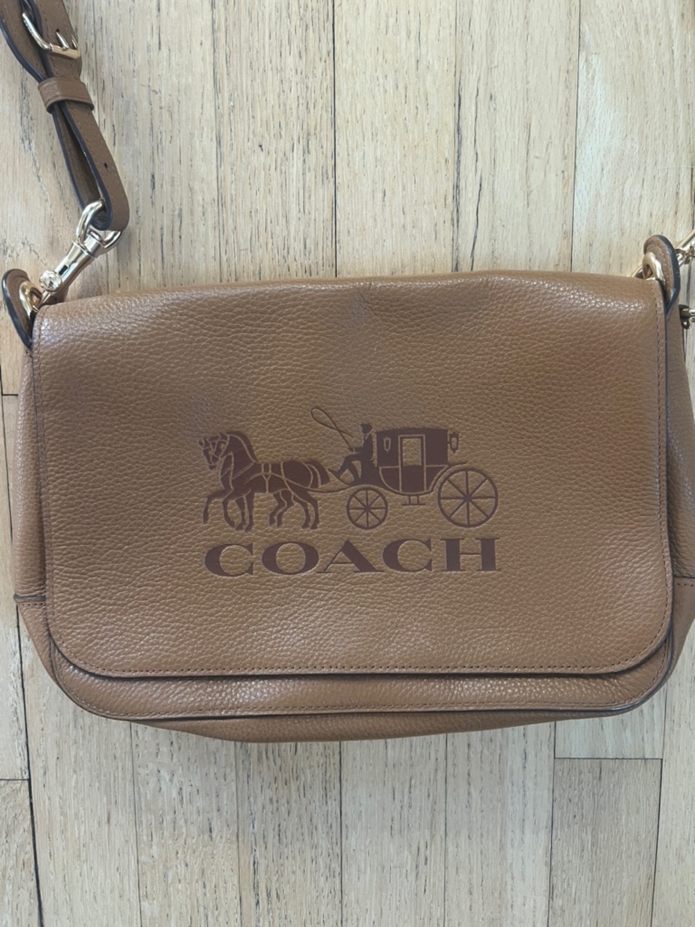 Vintage Coach Brown Leather Crossbody Bag with Dark Brown Logo